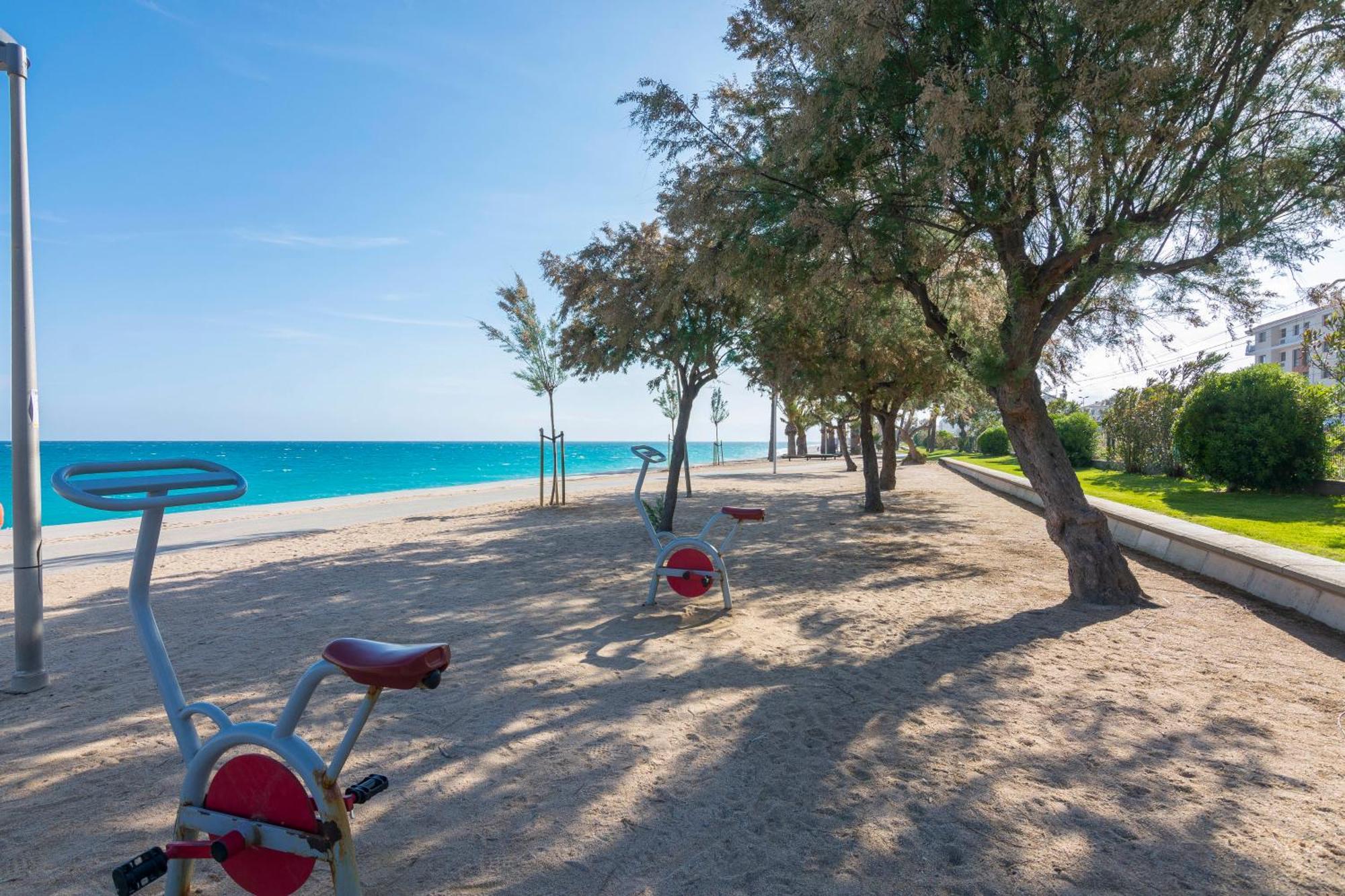 Homeholidaysrentals Atico Ocean Pineda de Mar Zewnętrze zdjęcie